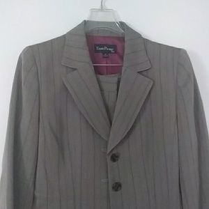 Womens pant suit size 14